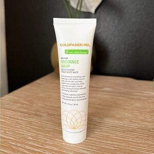 Radiance Whip Brightening Treatment Mask